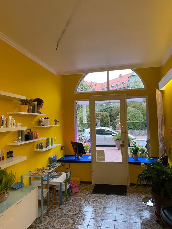 f1e30391-f9f7-4f71-be15-f61d1b70561c